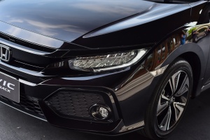 All-New Civic Hatchback 2017   ทรงสปอร์ตยั่วใจเผยกำลังเต็มที่