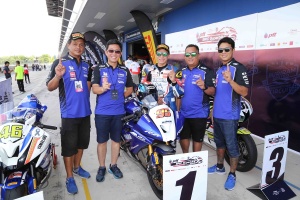 “เจ้าเบิร์ด” นักบิดยามาฮ่าแรงสุด   ควบรถแข่ง R6 นำม้วนเดียวคว้าชัย SS1