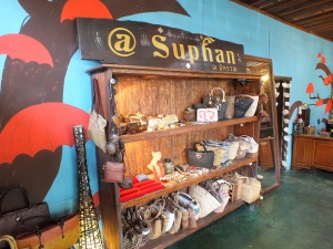 ตลาดเก้าห้อง 100ปี สุพรรณบุรี ปิดฉากตำนานตลาดเก่า...ที่่ถูกหลงลืม 